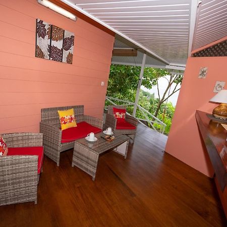 Bora Bora Holiday'S Lodge 外观 照片