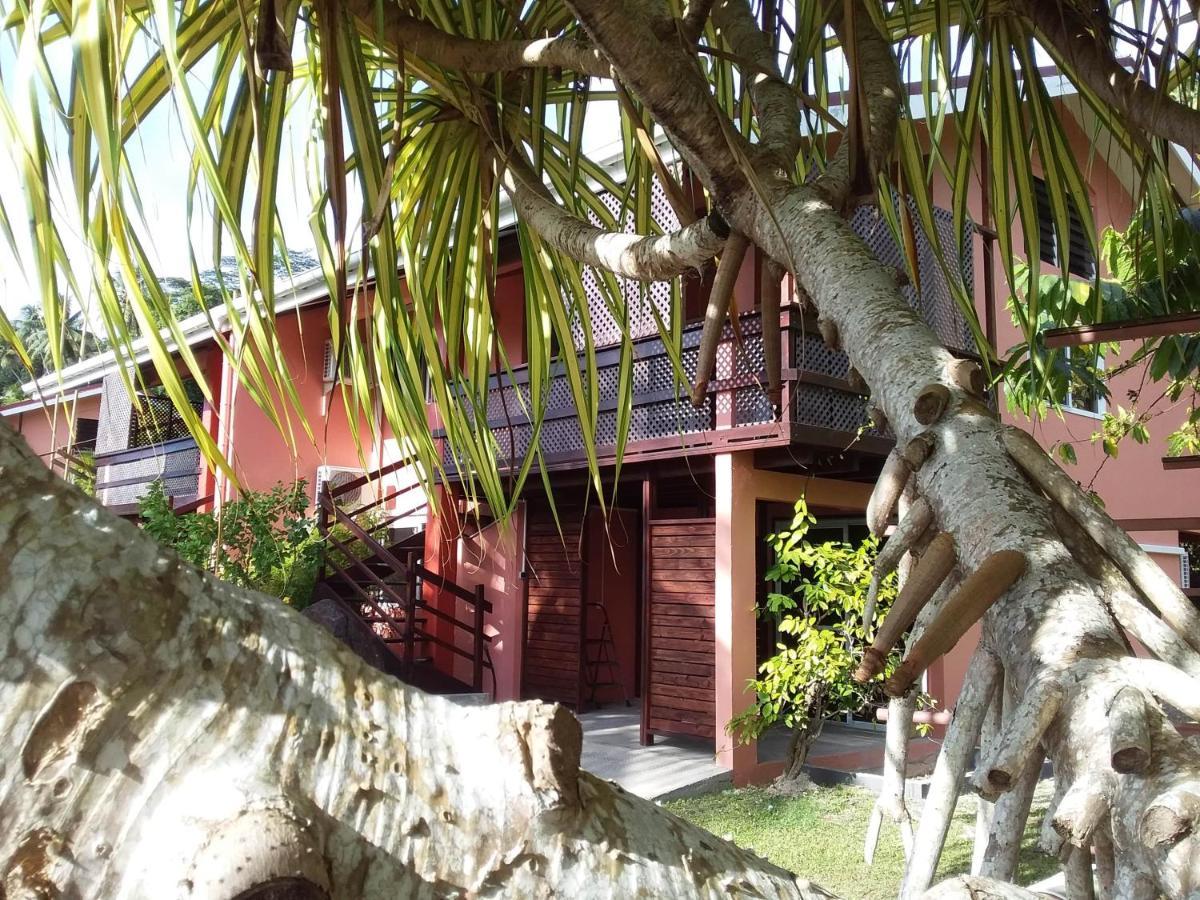 Bora Bora Holiday'S Lodge 外观 照片