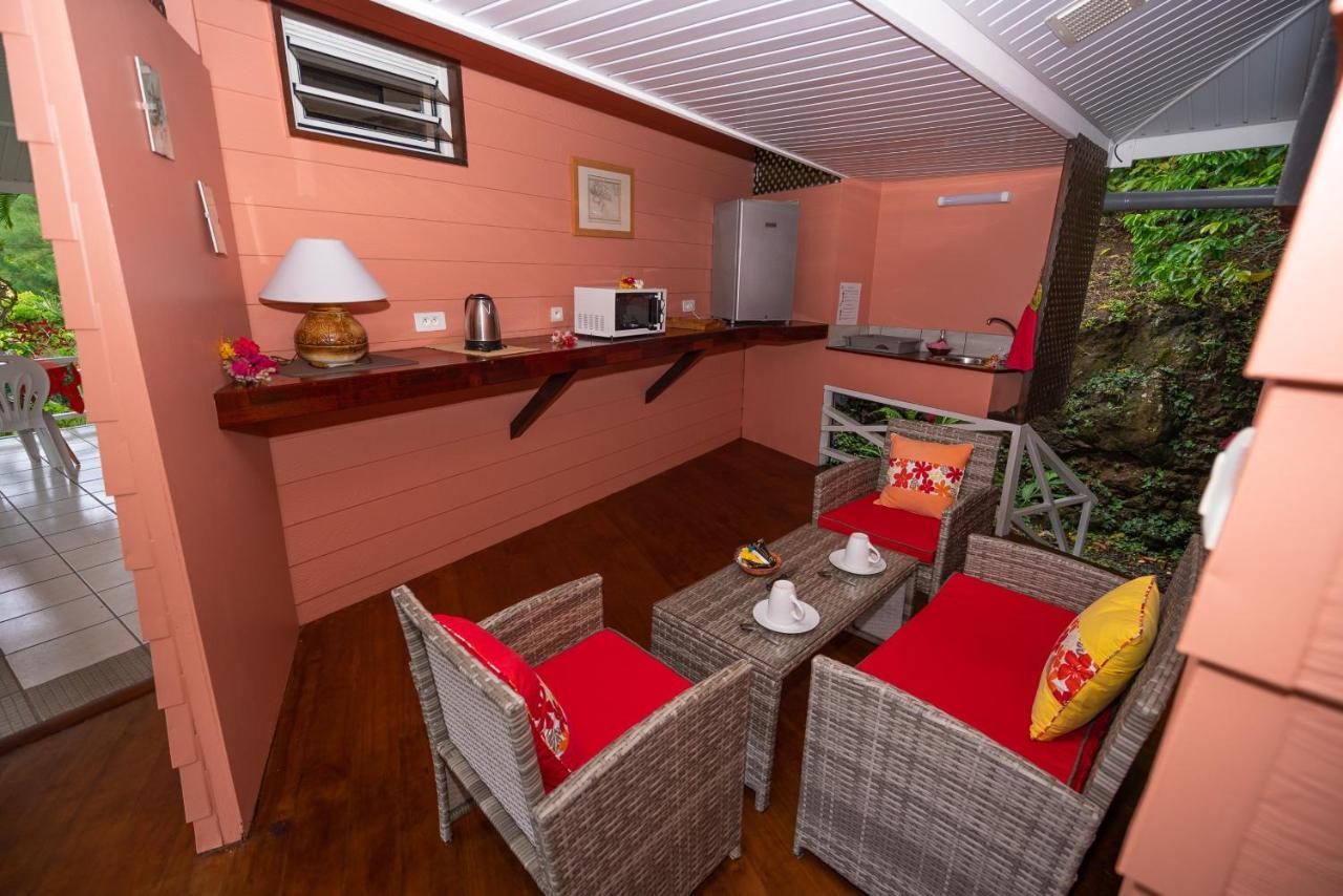 Bora Bora Holiday'S Lodge 外观 照片