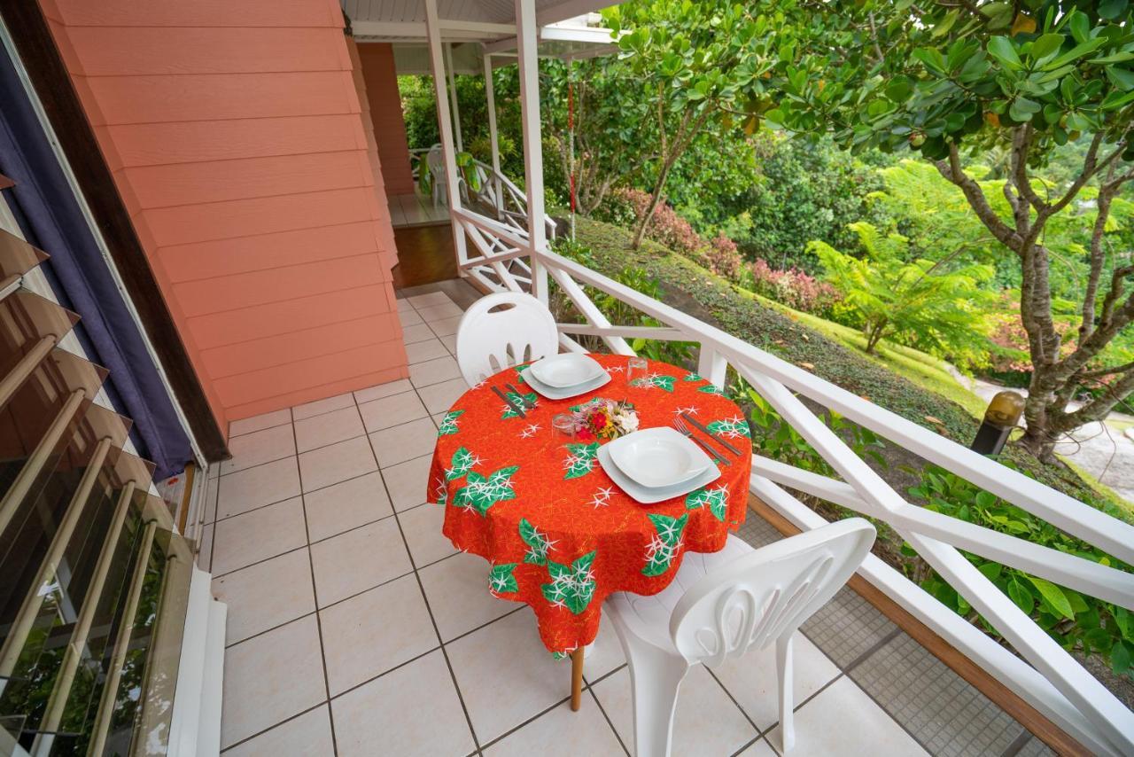 Bora Bora Holiday'S Lodge 外观 照片